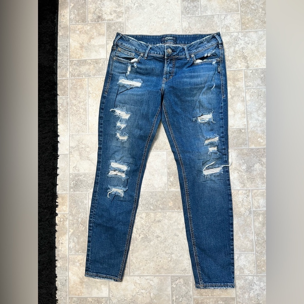 Women’s silver jeans distressed suki skinny 32/29